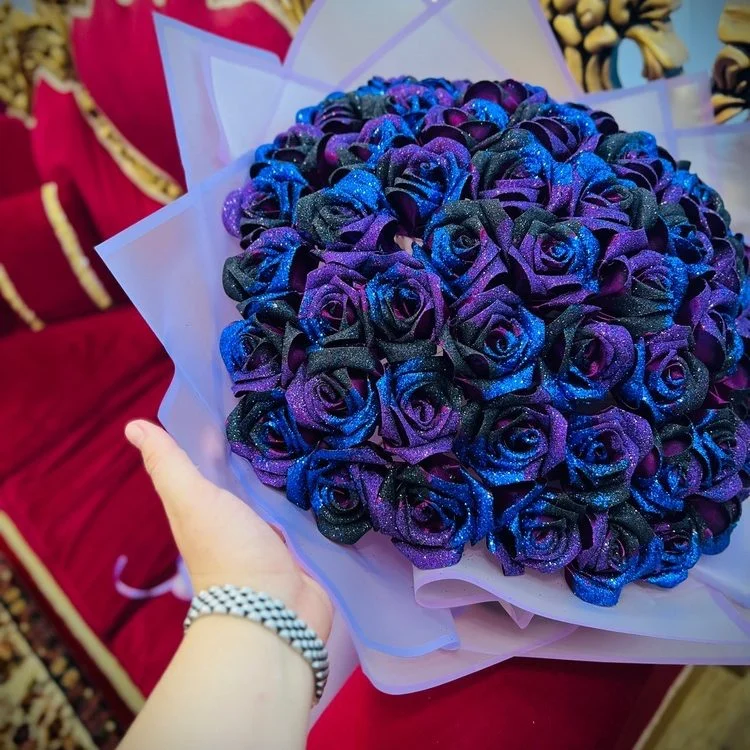دسته گل روبانی کهکشانی 70شاخه